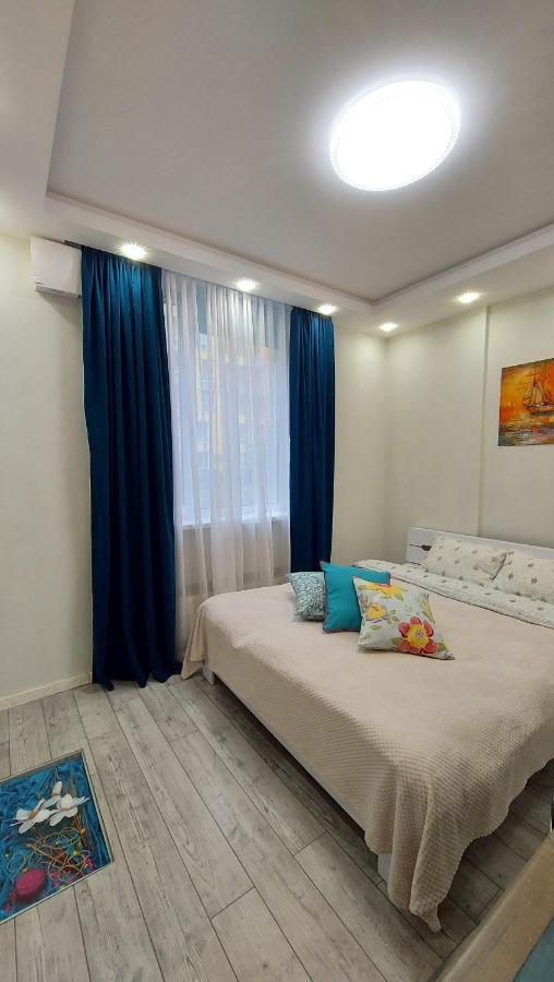 Смарт-Апартаменти На 1 Поверсі Kiev Exterior foto